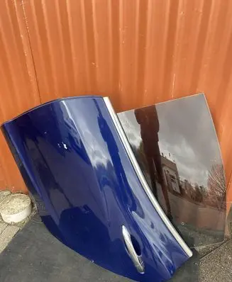 Maserati Ghibli Rear door
