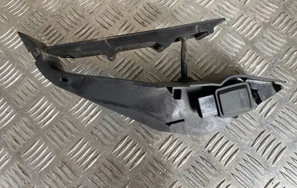 BMW 1 E81 E87 Accelerator throttle pedal 6772646 25916010 080606
