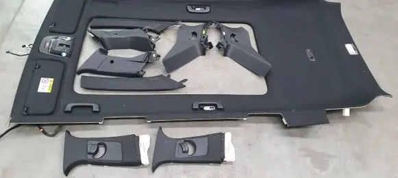 KIA Sorento IV Headlining