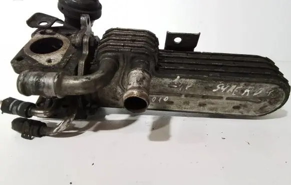 Skoda Superb B6 (3T) EGR valve cooler 038131513AD 13210275
