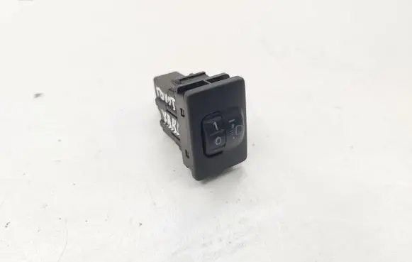 Toyota Yaris Headlight level height control switch 841520D030