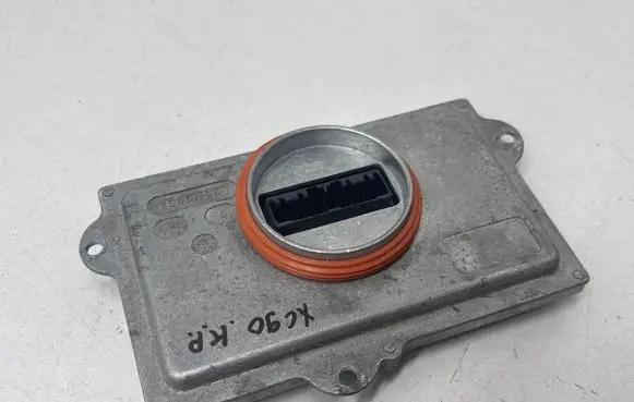 Volvo XC90 Headlight ballast module Xenon 31446806 H07S0005 90089673