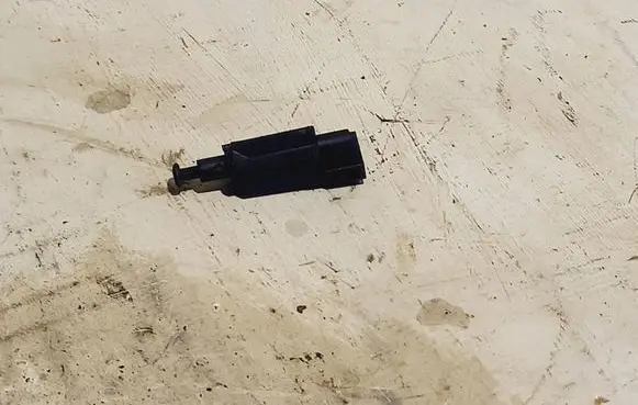 Volkswagen Golf IV Brake pedal sensor switch 1H0927189D