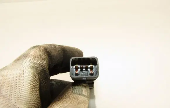 KIA Carens I Fog light switch 
