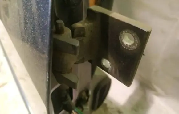 Peugeot 806 Front door upper hinge