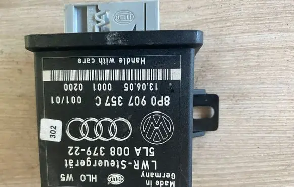 Audi A6 S6 C6 4F Light module LCM 8P0907357C