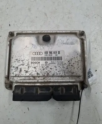 Audi A3 S3 8P Engine control unit/module 038906019DE