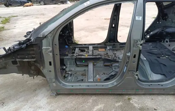 Hyundai Tucson JM Front quarter panel 