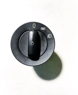 BMW 5 E39 Light switch 8363683