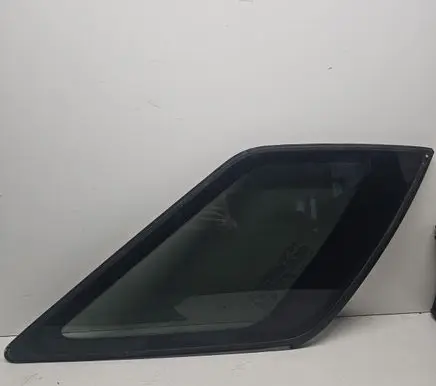 KIA Sorento Rear side window