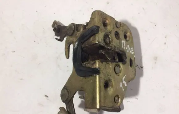 Nissan Patrol 260 Front door lock