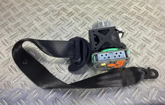 Porsche Cayenne (92A) Front seatbelt 3066322 1T0857732 7N0857737DE