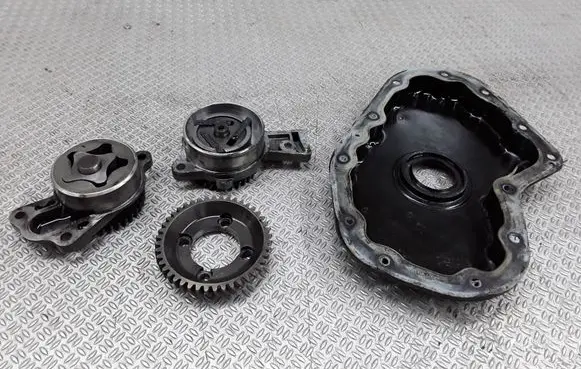 Chrysler Voyager Oil pump 