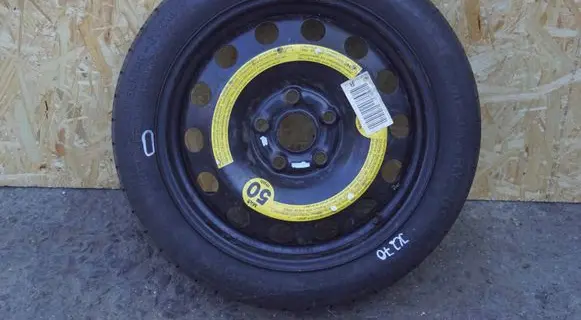 Volkswagen Golf V R16 spare wheel 1K0601027F