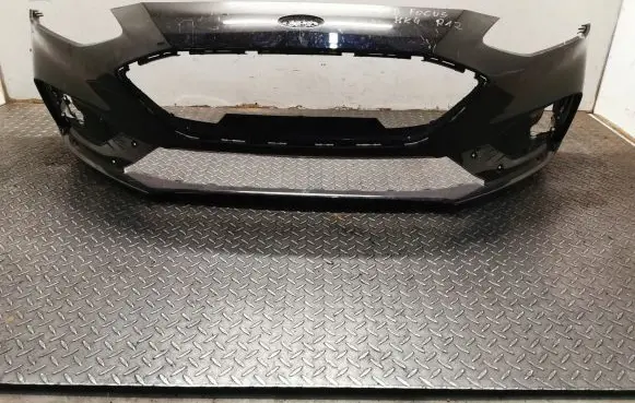 Ford Focus Front bumper JX7B17757S