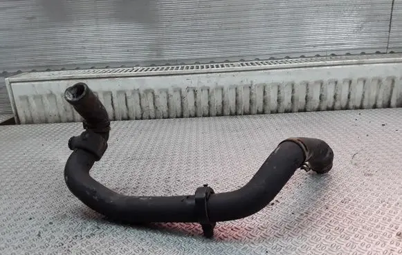 Renault Trafic II (X83) Engine coolant pipe/hose