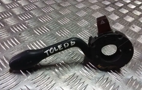 Seat Toledo I (1L) Indicator stalk 88002