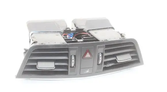 Mercedes-Benz E A207 Dashboard air vent grill cover trim A2078300054