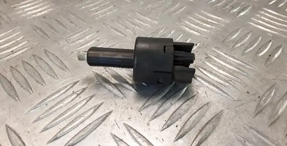 Mitsubishi Pajero Brake pedal sensor switch