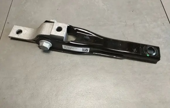 Cupra Formentor Gearbox mounting bracket 5Q0199855AJ