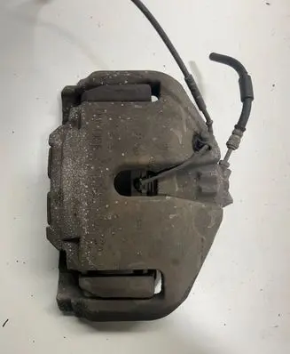 BMW 7 F01 F02 F03 F04 Front brake caliper