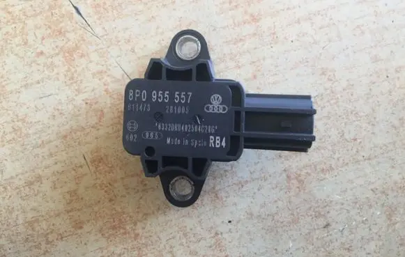 Audi A4 S4 B7 8E 8H Airbag deployment crash/impact sensor 8P0955557
