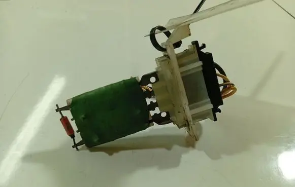 Toyota Aygo AB10 Heater blower motor/fan resistor