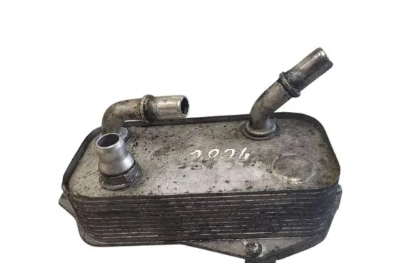 BMW 1 E81 E87 Engine oil radiator 752106405 3213345