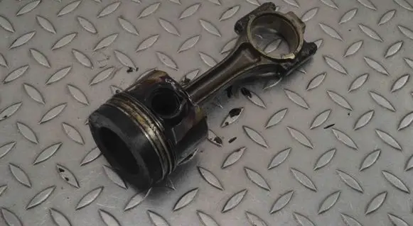 Volkswagen Polo V 6R Piston BKS
