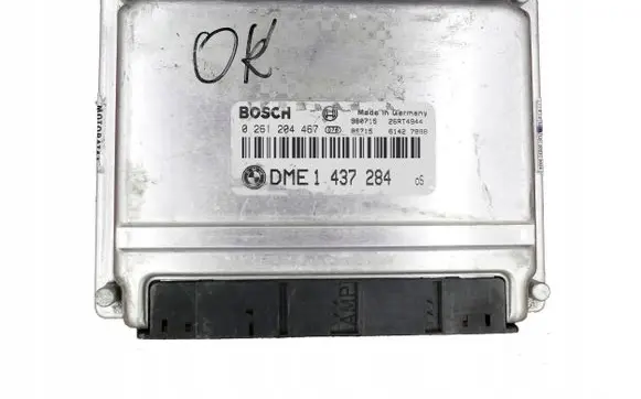 BMW 5 E39 Engine control unit/module 1437284