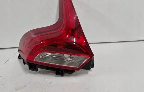 Volvo V40 Rear/tail lights