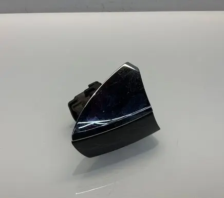 Mercedes-Benz S W221 Front door handle cover A2217600677 2217600677