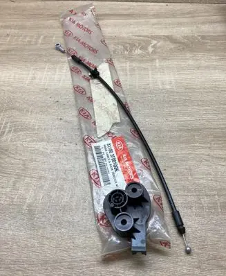 KIA Pro Cee'd III Engine bonnet/hood lock release cable 811803F001QQK 811803F001
