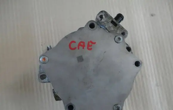 Audi Q5 SQ5 Vacuum pump 06J145100G