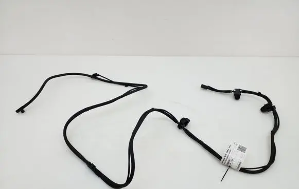 Windshield washer spray nozzle