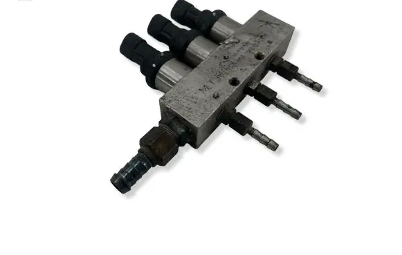 Mercedes-Benz R W251 Fuel injection (other) 67R010185