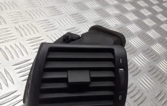 BMW 3 E46 Dashboard air vent grill cover trim 064.22-8361897