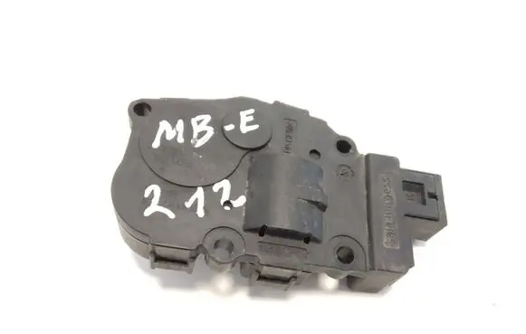 Mercedes-Benz E W212 Air flap motor/actuator K9749006 442650750 EFB330