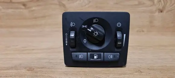 Volvo V50 Light switch 30739300