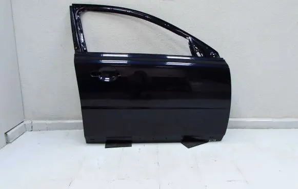 Volvo V70 Front door 54756