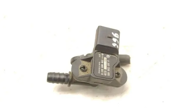 Audi A3 S3 A3 Sportback 8P Air pressure sensor 036906051G 0261230081
