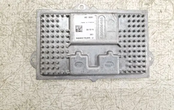 Ford Fusion II Headlight ballast module Xenon 90087685 L90005488 L90005492