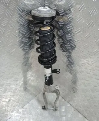 BMW 5 G30 G31 Front shock absorber with coil spring 6880083