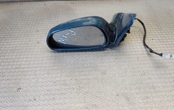 Mazda 626 Front door electric wing mirror E13010519