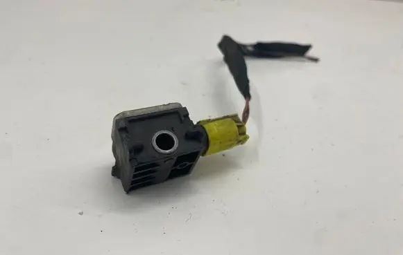 Mercedes-Benz ML W164 Airbag deployment crash/impact sensor 0038202926 403731