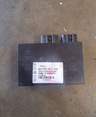 Volkswagen Golf IV Comfort/convenience module 1C0959799F 1C0959799 GSW025HW0268