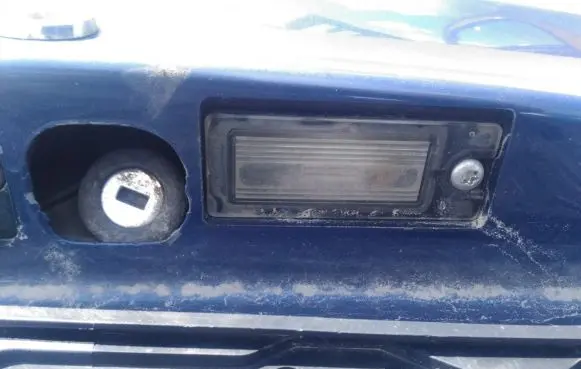 Volvo S60 Number plate light