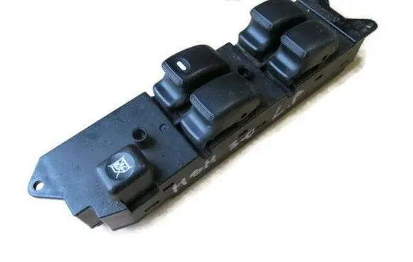 Mitsubishi Pajero Sport I Electric window control switch