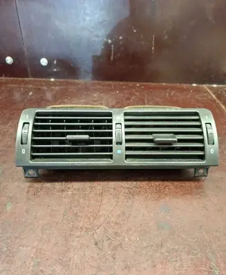 BMW 3 E46 Dash center air vent grill 8361895 8363199 8370741