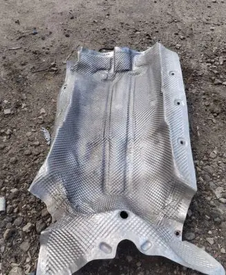 BMW 7 E65 E66 Exhaust heat shield 8238075
